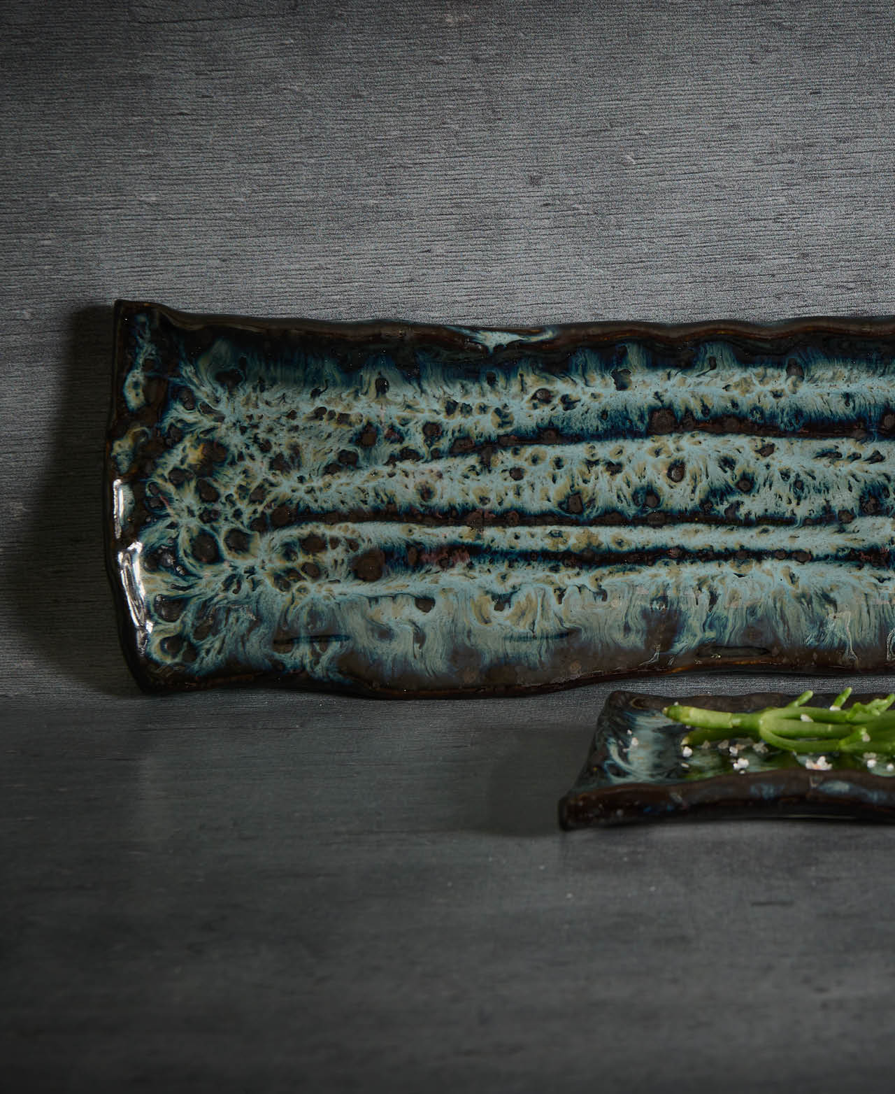 Umi Irregular Tray - Seaweed