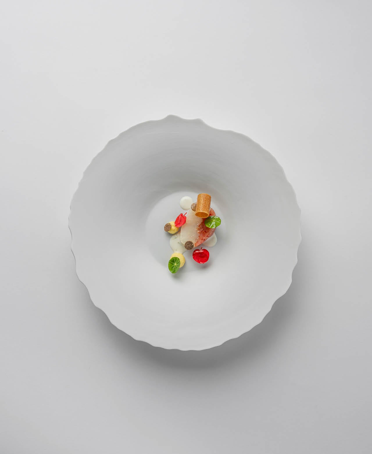 Sumisura Irregular Deep Plate - White