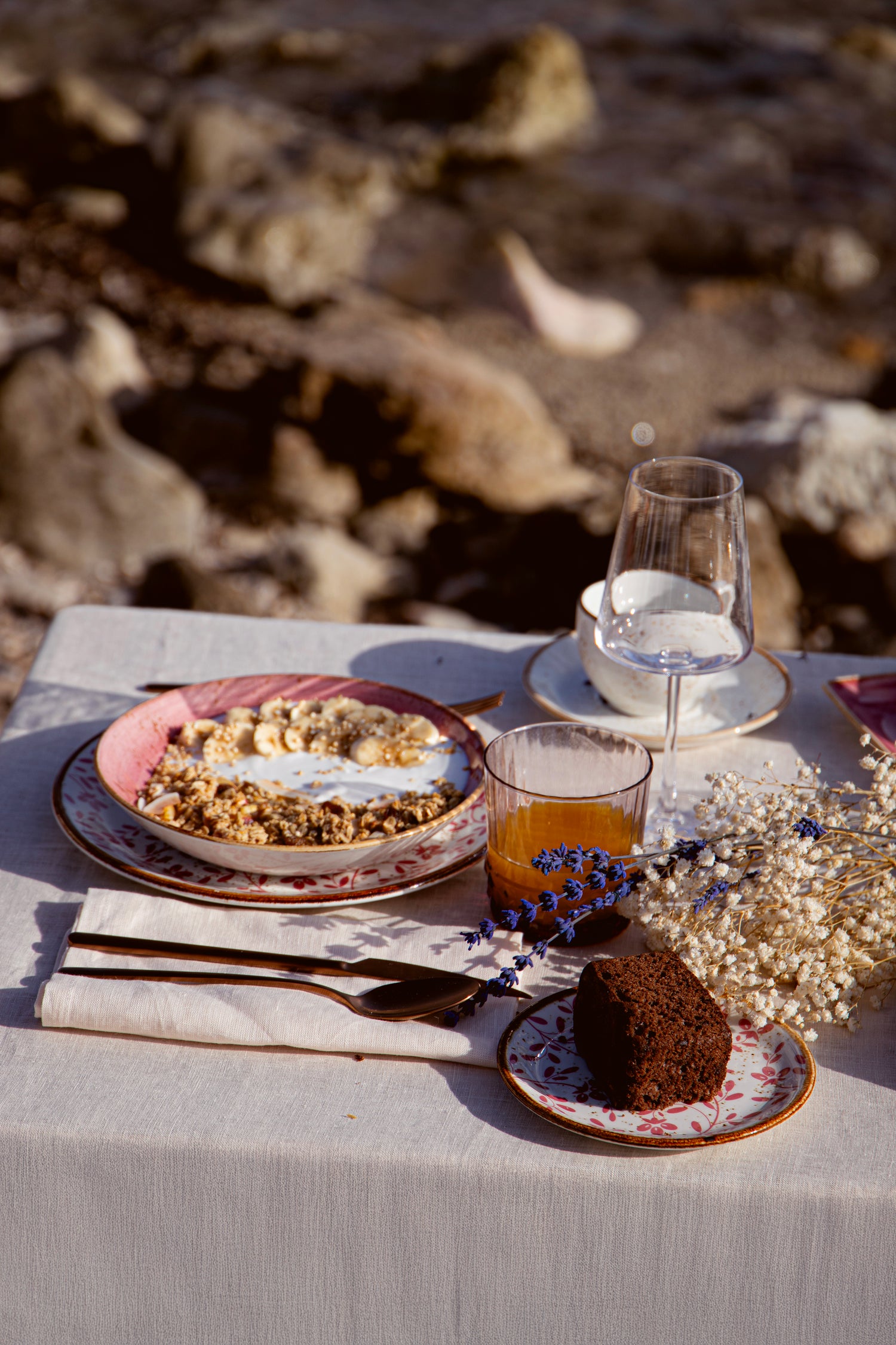 HOSPITALITY by Alvarez